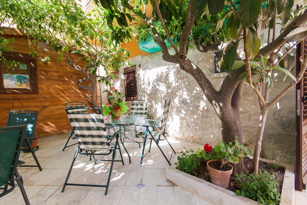 Casa Vacanze S. Marco Valderice Exterior photo